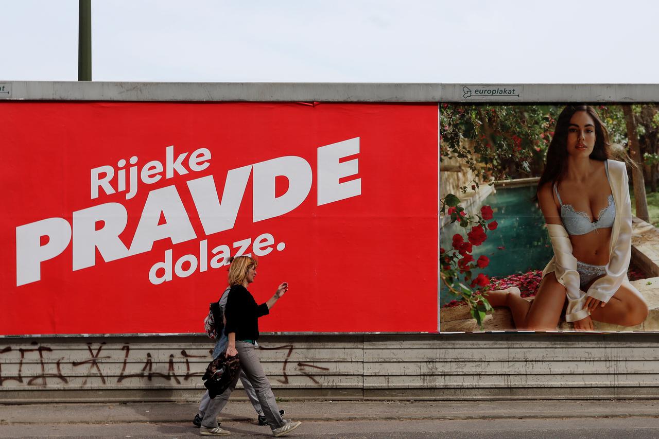 Zagreb: Plakat Rijeke pravde dolaze 