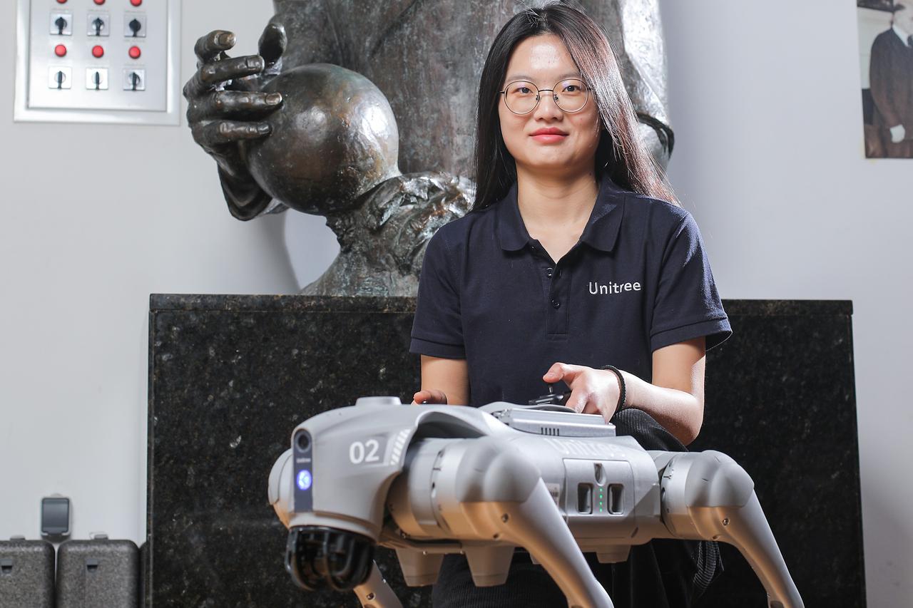 Zagreb: Molly Xi, predstavnica kineske robotičarske tvrtke Unitree Robotics