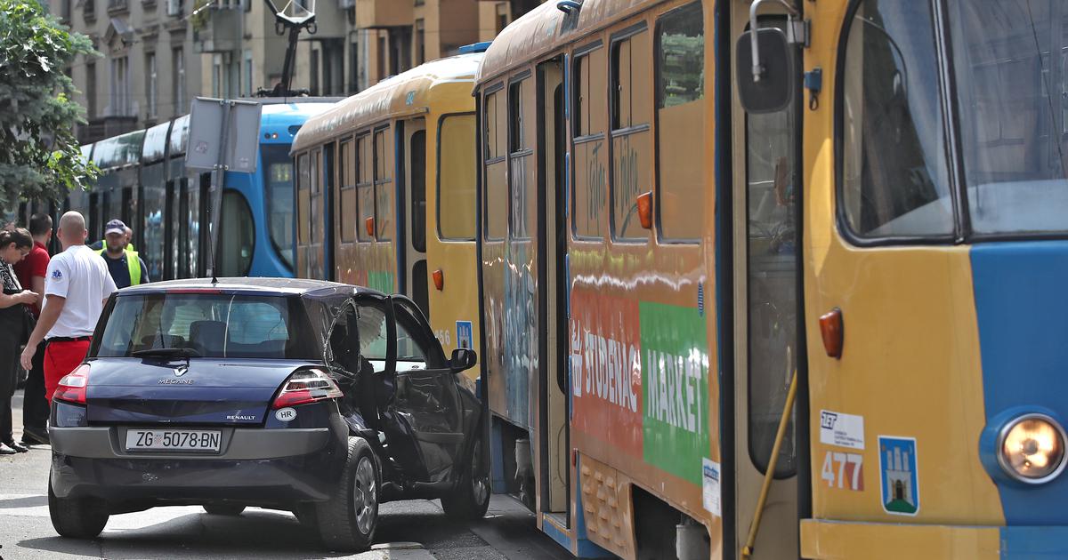 Zastoj Prometa U Ilici Zbog Sudara Automobila S Tramvajem Ve Ernji Hr