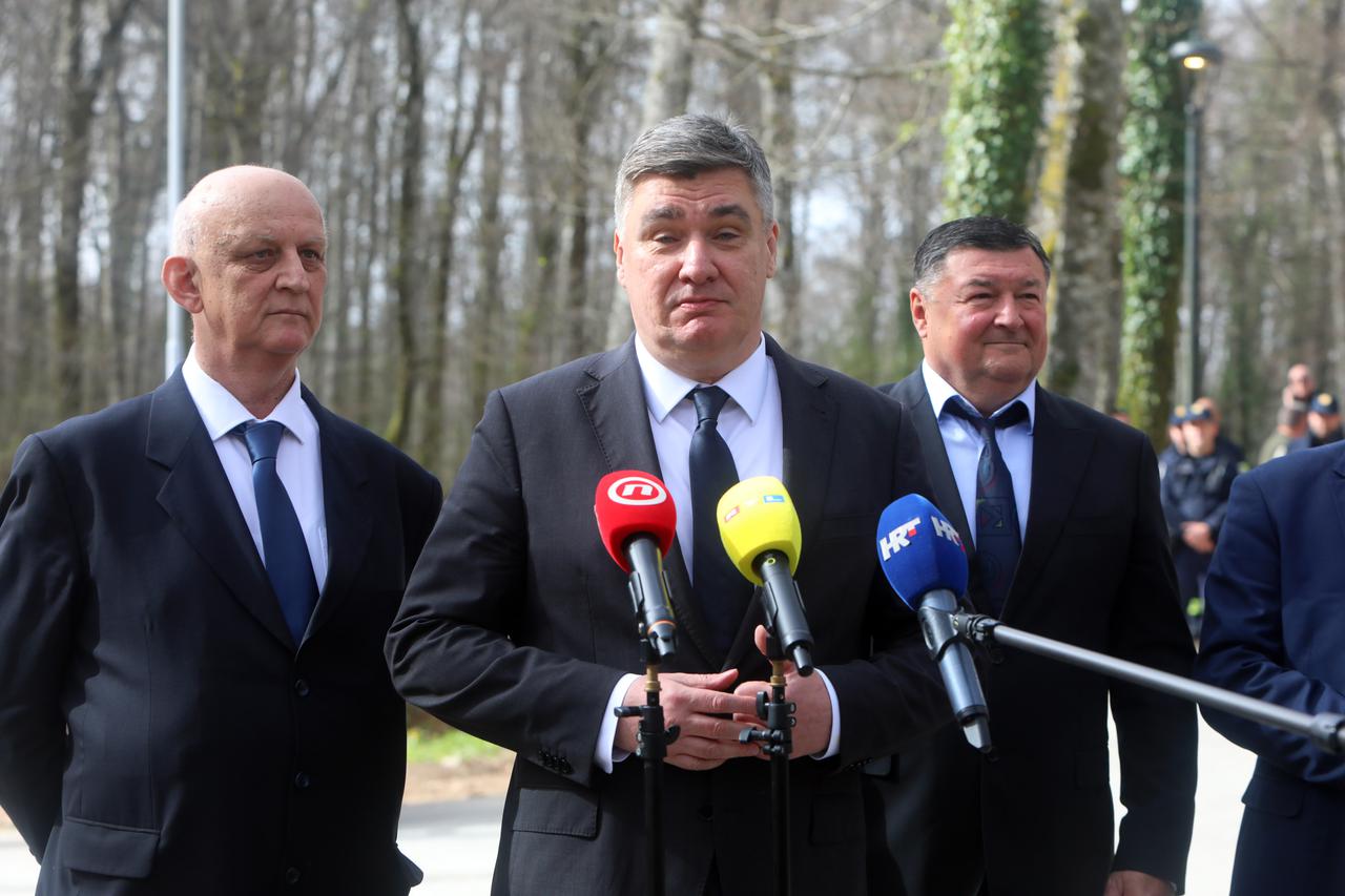 Plitvice: Predsjednik Zoran Milanović nakon polaganja vjenaca dao je izjavu za medije 