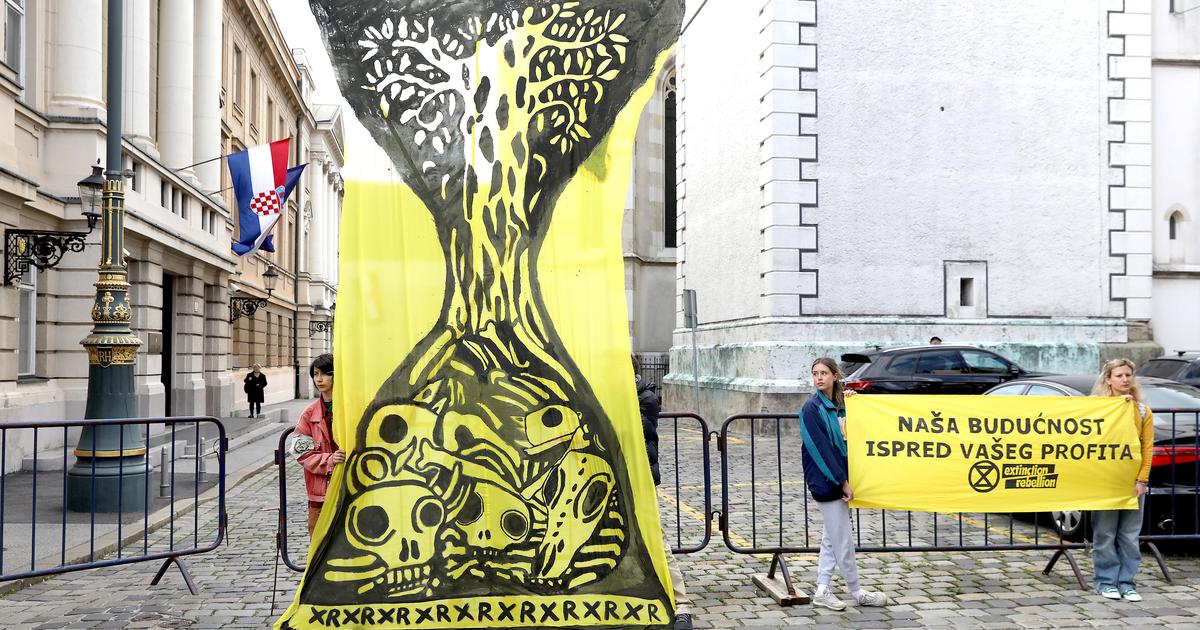 Galerija Extinction Rebellion Prosvjedom Ispred Sabora Protiv