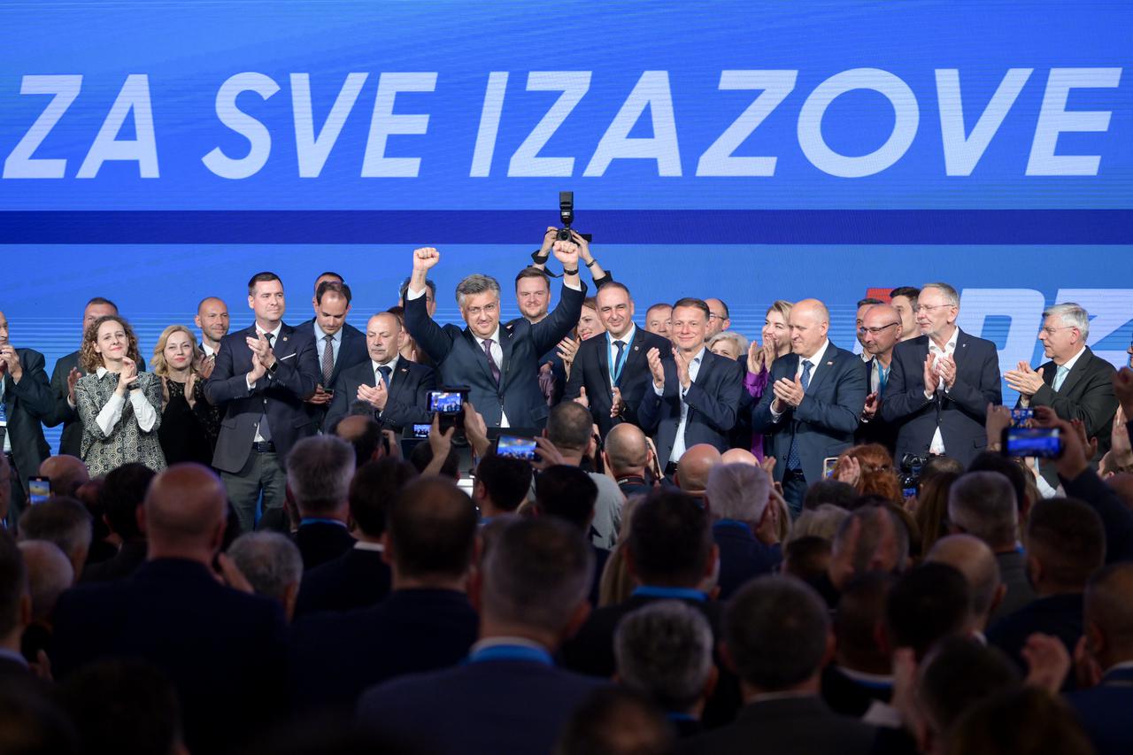 Zagreb: Doček izbornih rezultata u stožeru koalicije Rijeke pravde