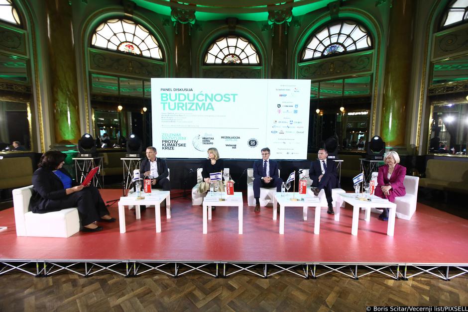 Zagreb: Panel "Budućnost turizma" na konferenciji "Hrvatska kakvu trebamo - zelenim razvojem protiv klimatske krize"