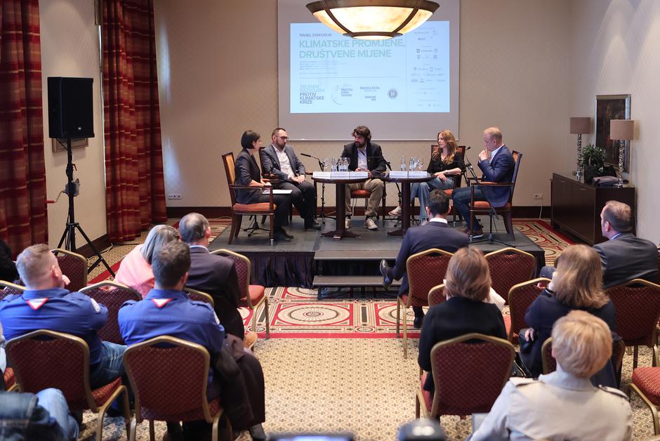 Zagreb: Panel "Klimatske promjene, društvene mijene" u hotelu Esplanade