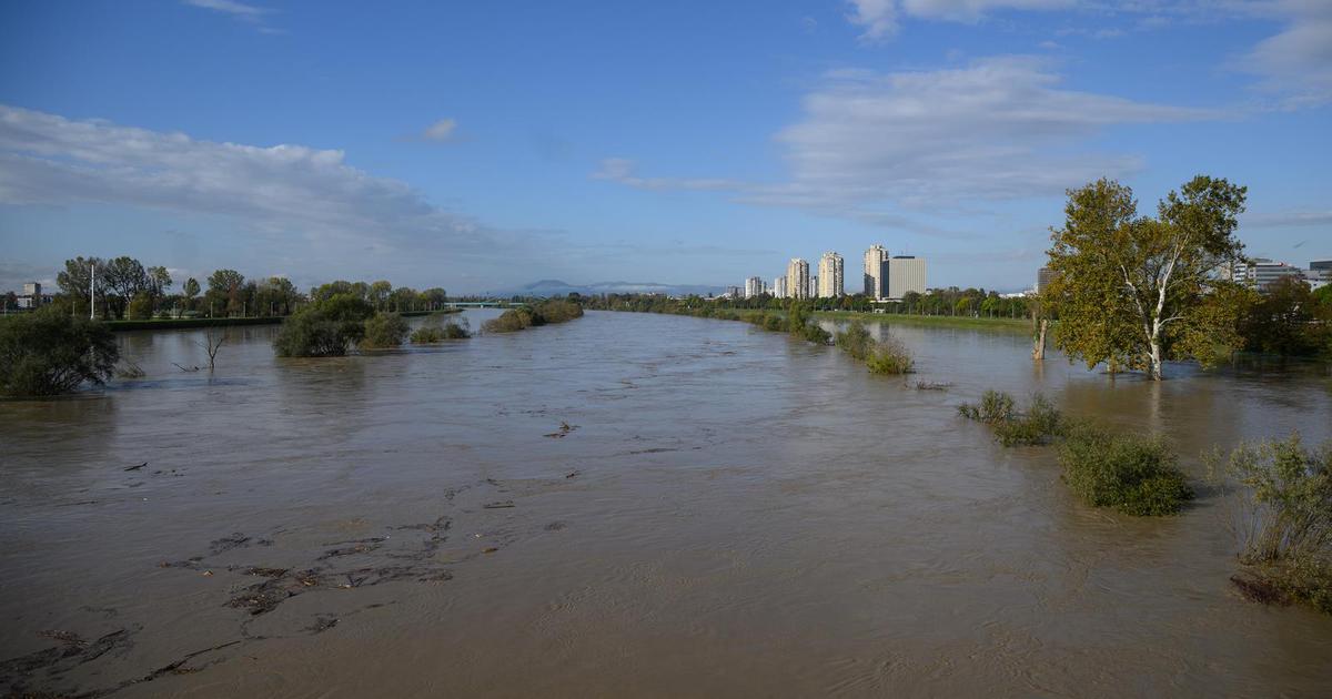 Video Izlila Se Sava U Zagrebu Vodostaj Od Ju Er Narastao Za I Pol