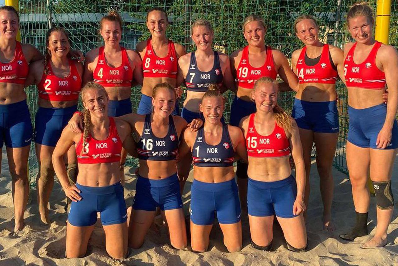 Women's Handball Players Fined for Rejecting Bikini Uniforms - Bulgaria
