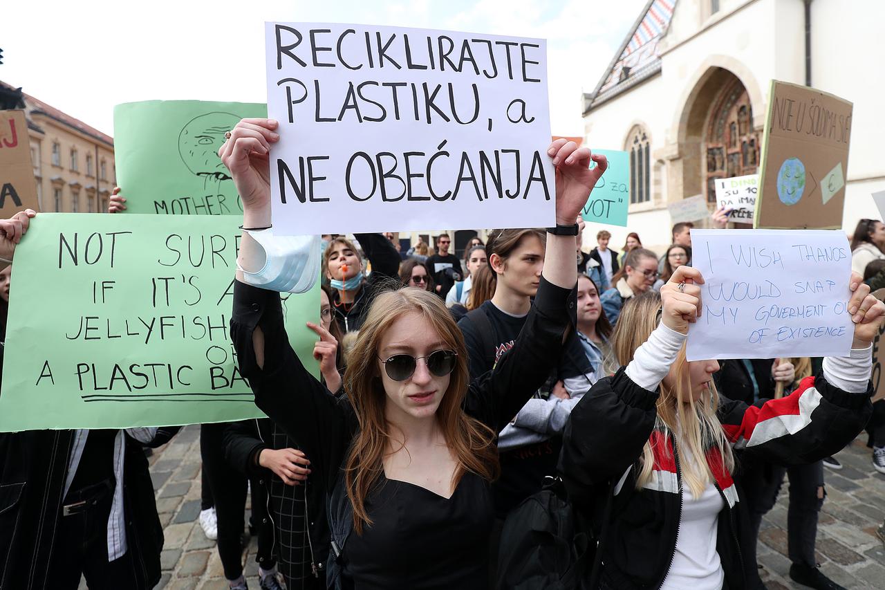 Zagreb: Prosvjed učenika za klimu pod nazivom School Strike 4 Climate