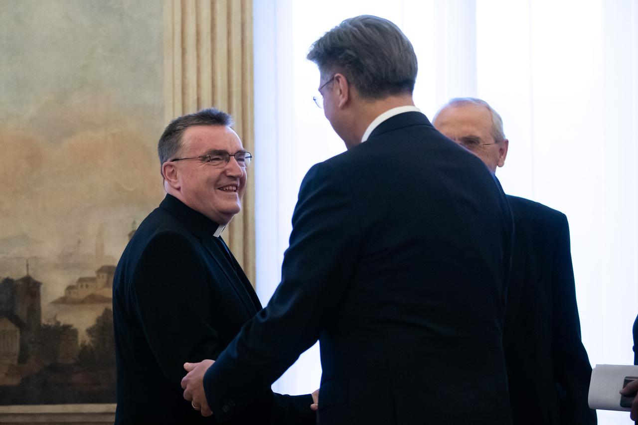 Andrej Plenković ugostio predstavnike Hrvatske biskupske konferencije