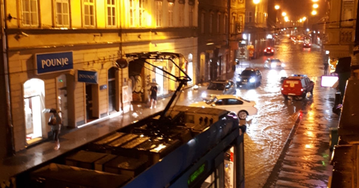 Krajnji Rok Za Prijavu Tete Od Poplave Je Sutra U Podne Ve Ernji Hr