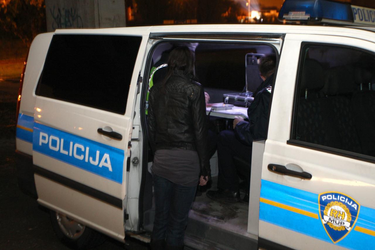 policija 