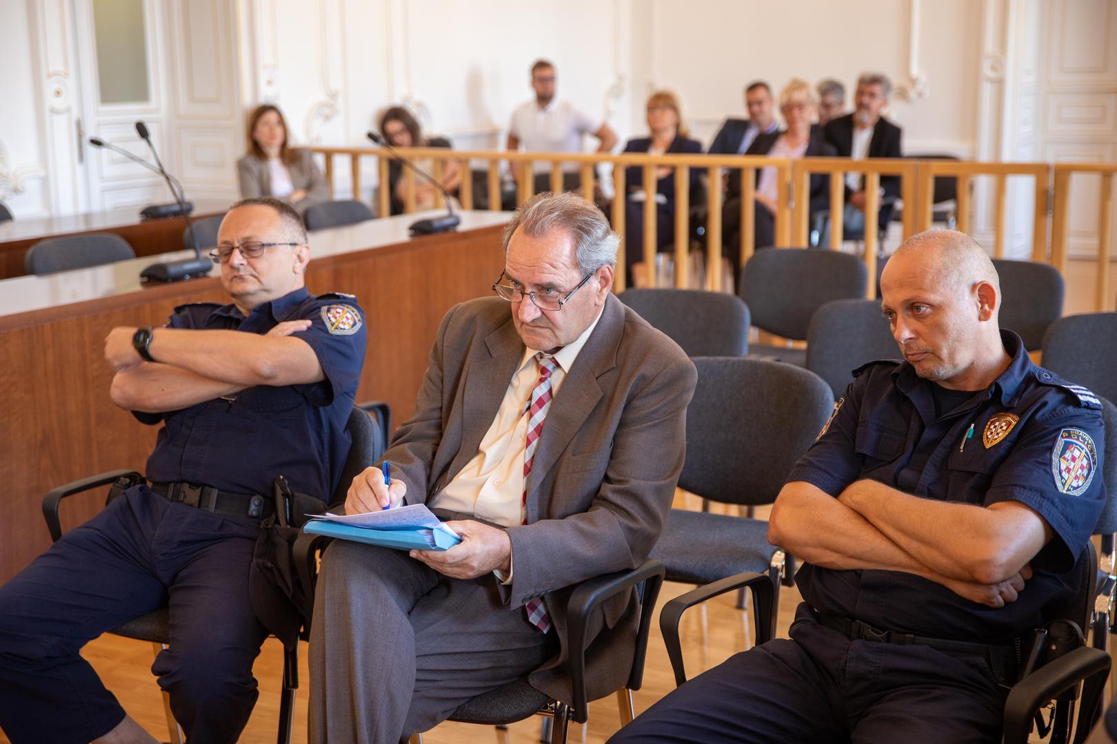 07.09.2022., Osijek- Sudenje majoru Vojislavu Medicu za ratni zlocin na kojem je svjedocio Stipo Mlinarevic - Cipe Photo: Borna Jaksic/PIXSELL