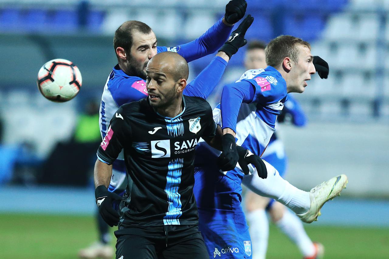 U derbi-susretu 16. kola Prve HNL u Osijeku su nogometaši Rijeke svladali Osijek s 2-1