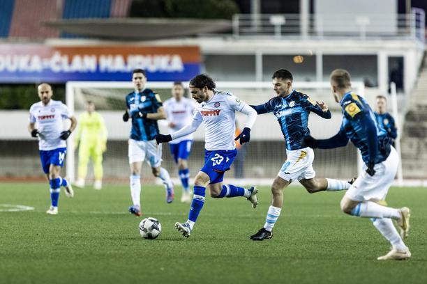 HAJDUK - RIJEKA 1:2 KRAJ! Rijeka uzela velika tri boda na Poljudu! Labrović  junak Bijelih! - Novi list