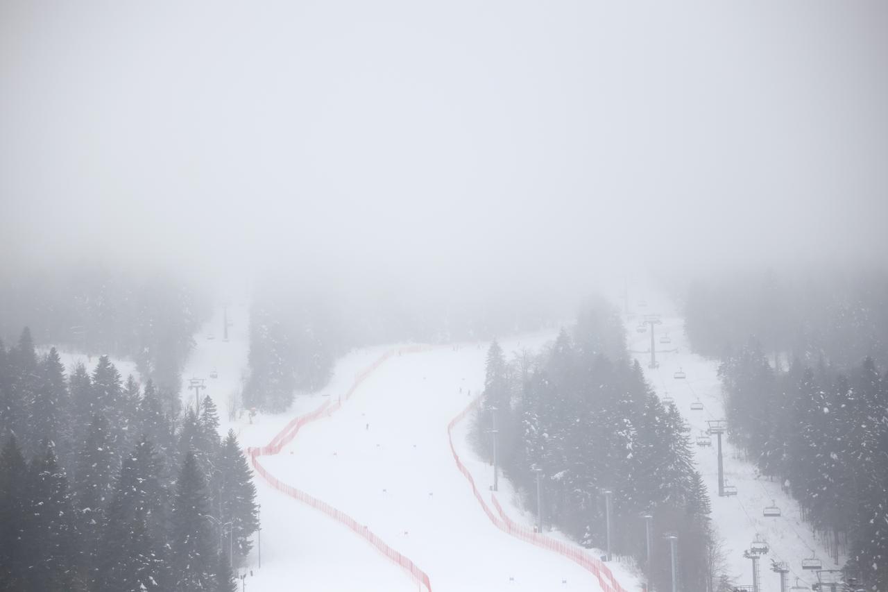 Zbog guste magle i jakog vjetra otkazana utrka FIS Europa Kup u alpskom skijanju na Bjelašnici