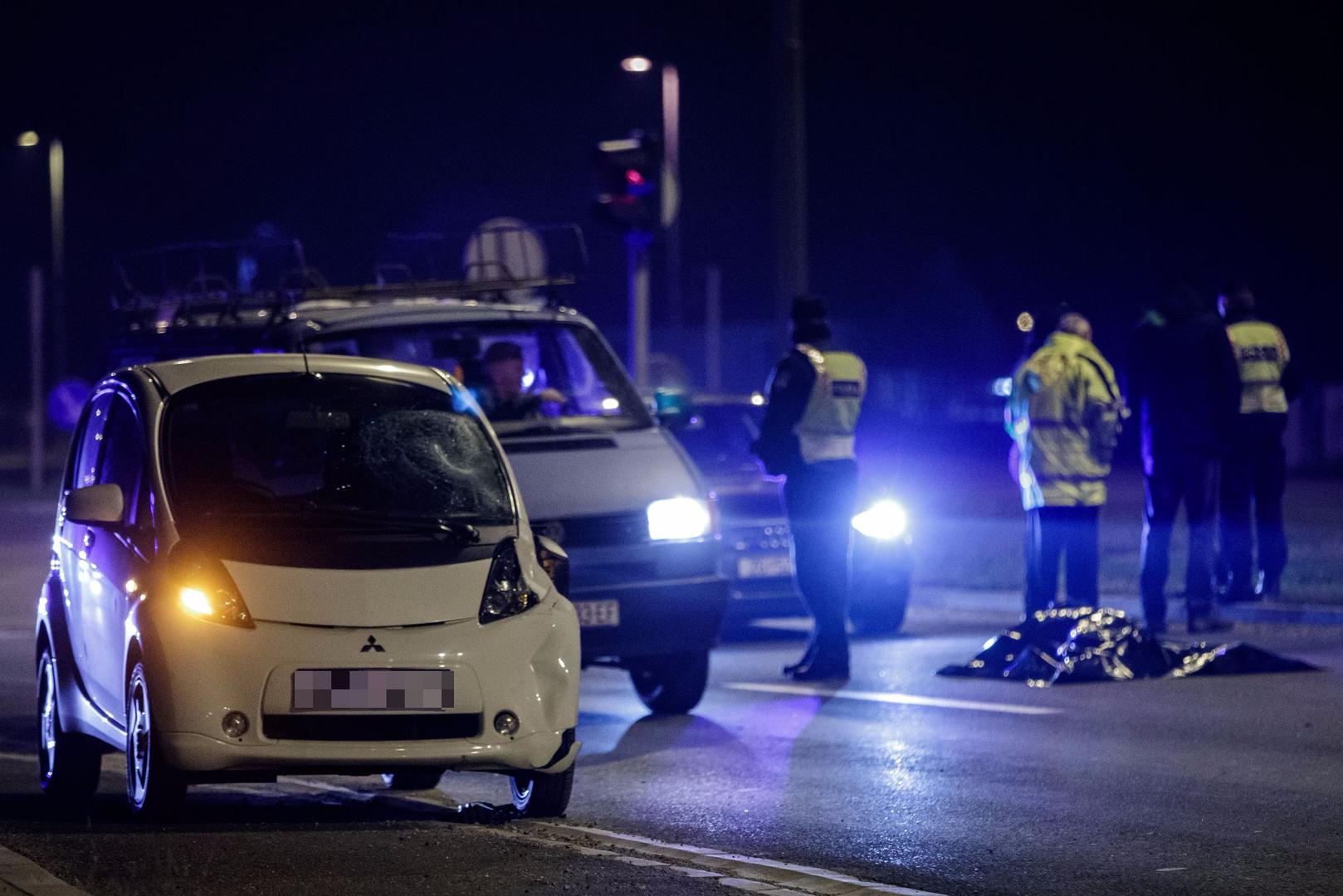 Nesreća se dogodila oko 17 sati na prilaznoj cesti s A3 prema Domovinskom mostu, javljaju iz policije koja provodi očevid.