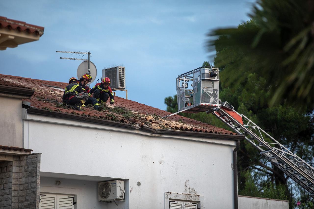 Novigrad: Velika šteta nakon razornog vjetra