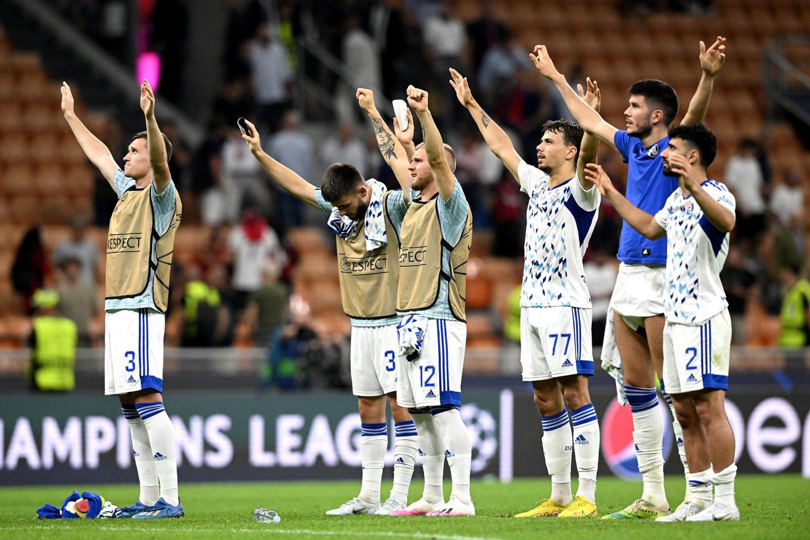 14.09.2022., stadion San Siro, Milano - UEFA Liga prvaka, 2. kolo, skupina E, AC Milan - GNK Dinamo. Dario Spikic, Dino Peric, Petar Bockaj Photo: Marko Lukunic/PIXSELL