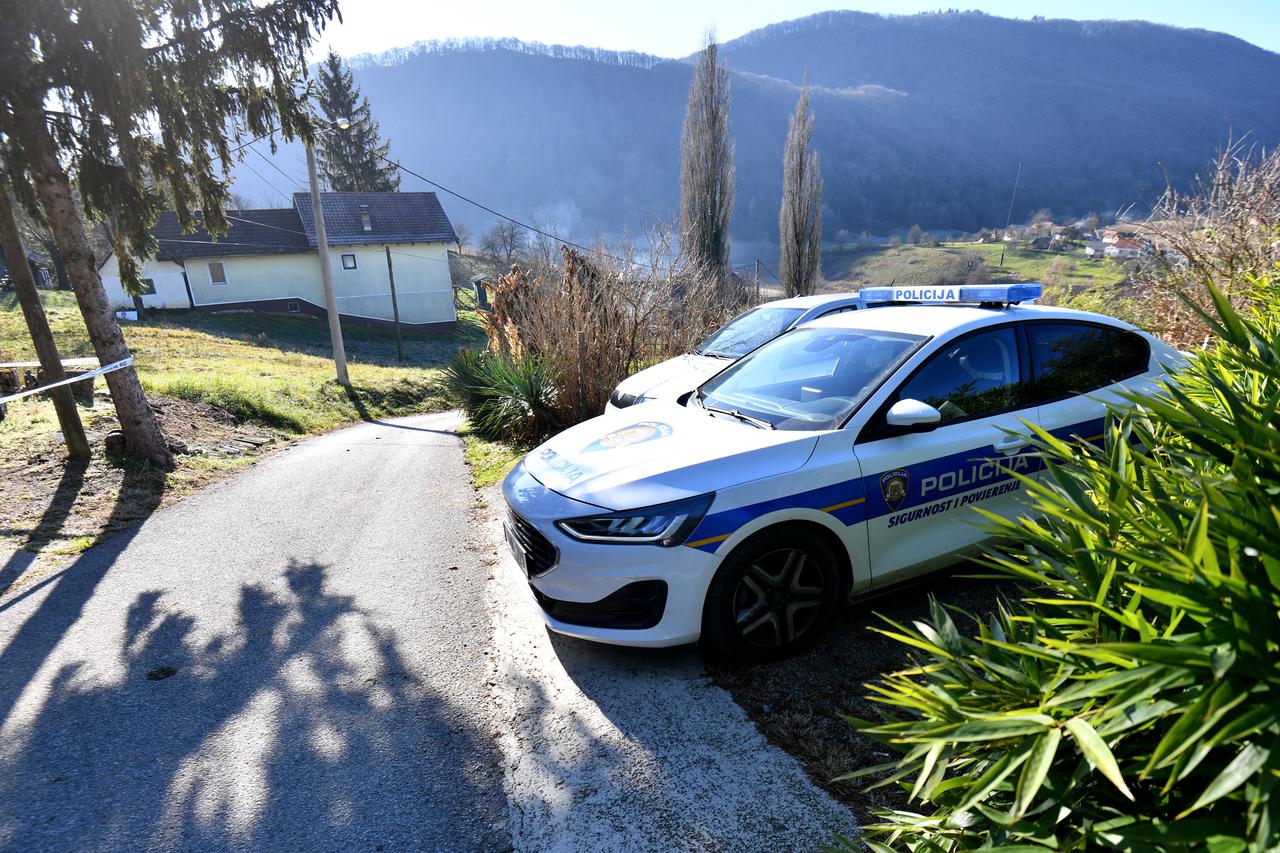 Policijski očevid pored Lepoglave gdje je muškarac ubio ženu, a potom i sebe