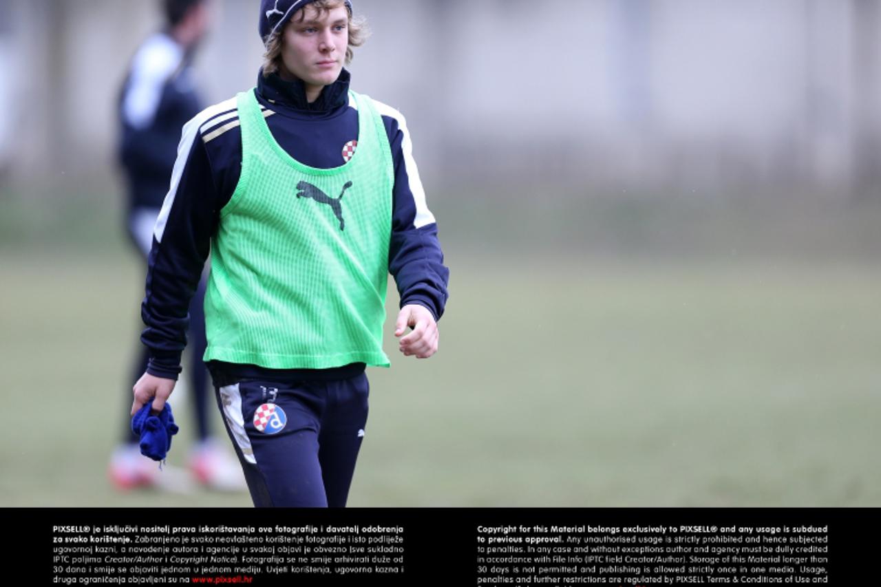 '20.02.2013., Maksimirska 128, Zagreb - Na pomocnom igralistu Hitrec Kacijan nogometasi GNK Dinamo odradili su jutarnji trening. Alen Halilovic. Photo: Sanjin Strukic/PIXSELL'