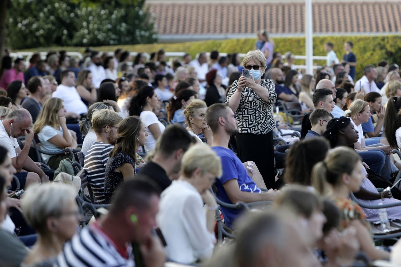 Međugorje: Usprkos koronavirusu Međunarodni festival mladih "Mladifest 2020" okupio je tisuće mladih katolika