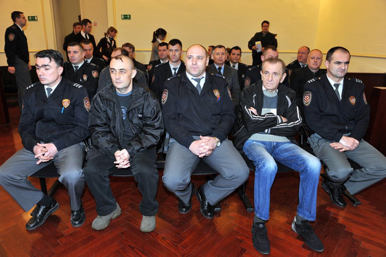 '08.03.2011., Zupanijski sud, Trg Nikole Subica Zrinskog 5, Zagreb - Pocetak sudjenja sedmorici bivsih pripadnika 7. gardijske brigade Pume. Pume se sumnjici za ratni zlocin nad ratnim zarobljenicima,