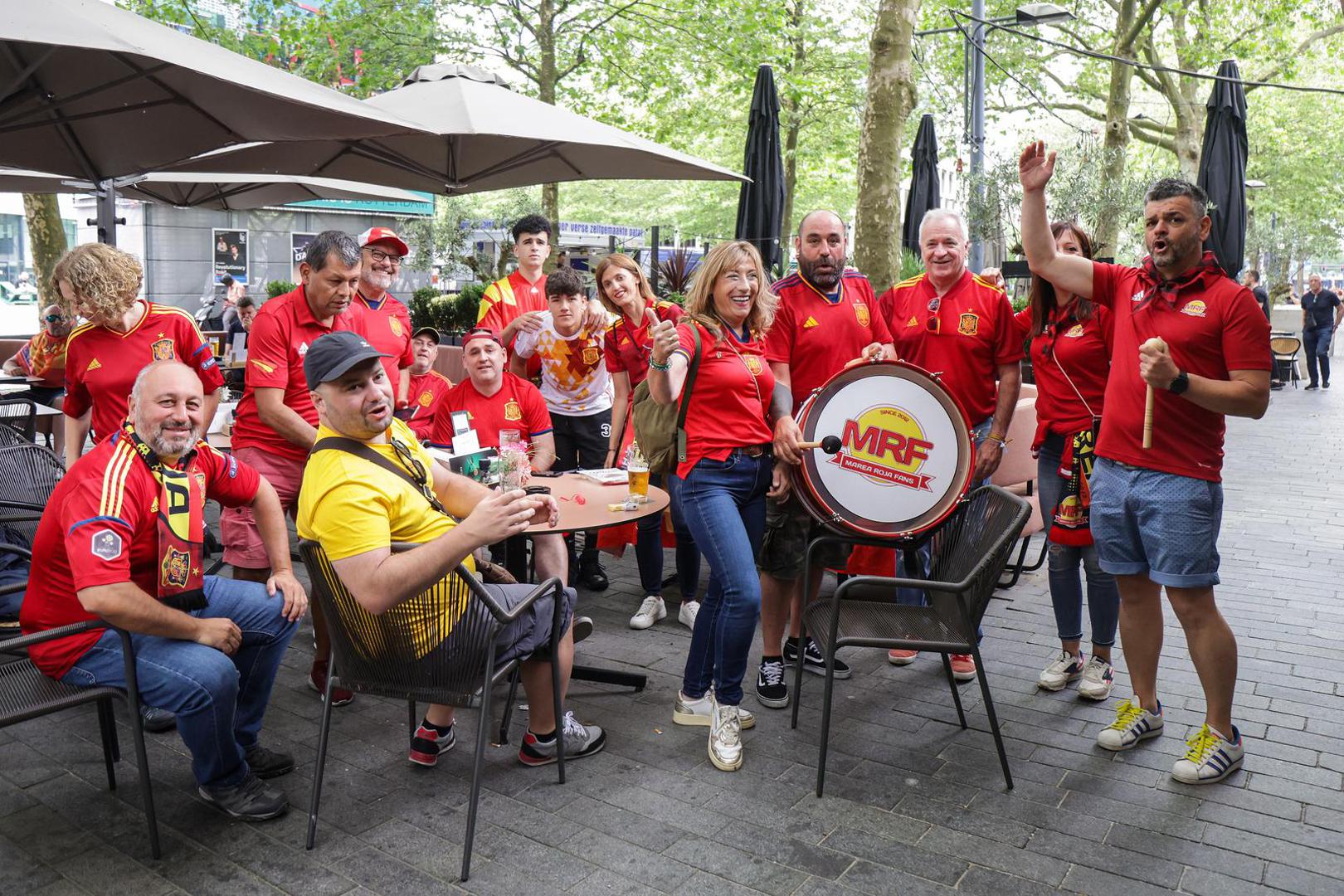 18.06.2023., Rotterdam, Nizozemska - Navijacko ozracje u centru grada uoci vecerasnje utakmice finala Lige nacija izmedju Hrvatske i Spanjolske.  Photo: Luka Stanzl/PIXSELL