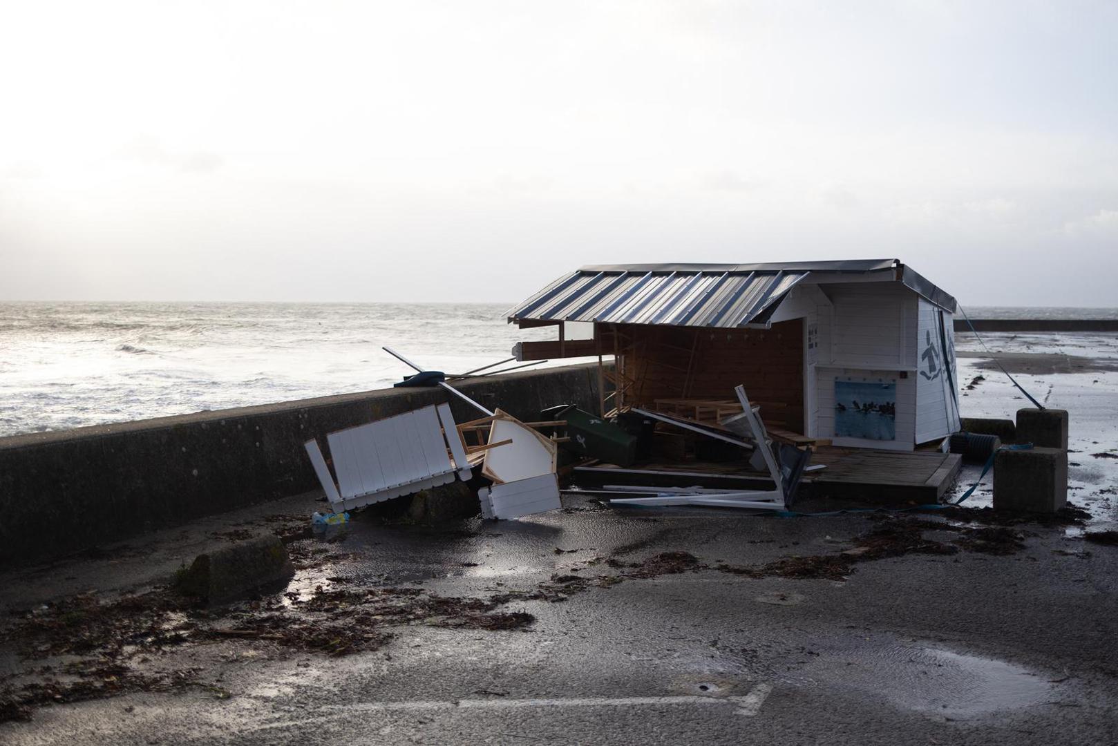 Destroyed cabin because of the storm, in Carnac, western France, on November 2, 2023, as the storm Ciaran hits the region. Storm Ciaran battered northern France with record winds of nearly 200 km per hour killing a lorry driver as southern England remained on high alert on November 2, 2023 and rail operators in several countries warned of traffic disruptions. Some 1.2 million homes lost electricity overnight as the storm lashed France northwest coast, ripping trees out of the ground. Photo by Raphael Lafargue/ABACAPRESS.COM Photo: Lafargue Raphael/ABACA/ABACA