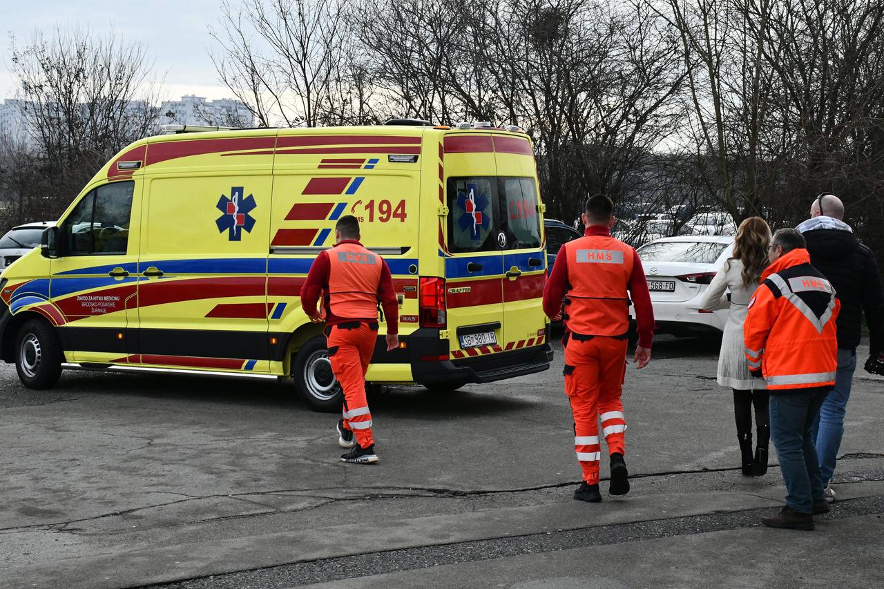 Slavonski Brod: Predstavljeno novo specijalno vozilo za Hitnu medicinsku službu