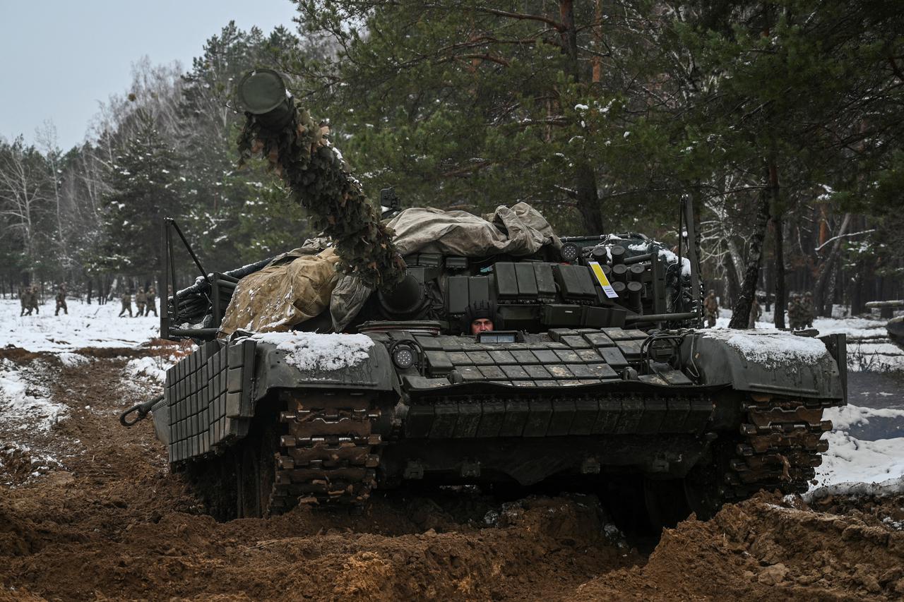 Ukrainian service members attend military exercises in Chernihiv region