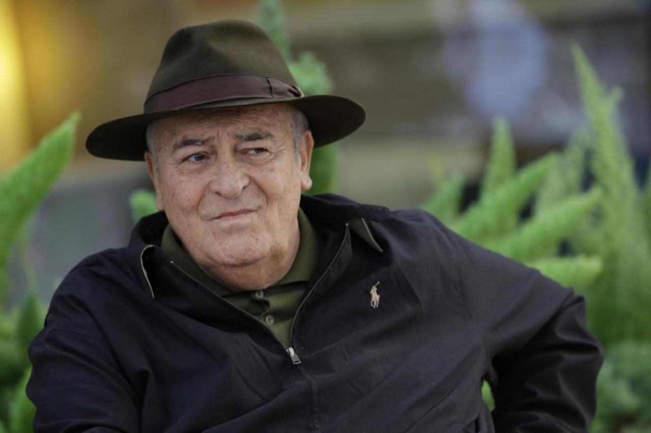 'Italian film director Bernardo Bertolucci poses during a photo call to promote his film \'\'Io e Te\'\', (Me and You), in Rome, Thursday, Oct. 18, 2012. (AP Photo/Andrew Medichini)'