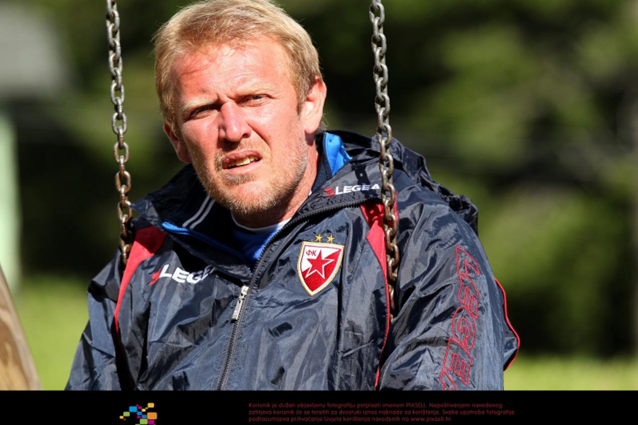 'SPECIJAL MAX 26.06.2012., Rogla, Slovenija - Trener Crvene Zvezde Robert Prosinecki s klubom na pripremama. Photo: Boris Scitar/VLM/PIXSELL'