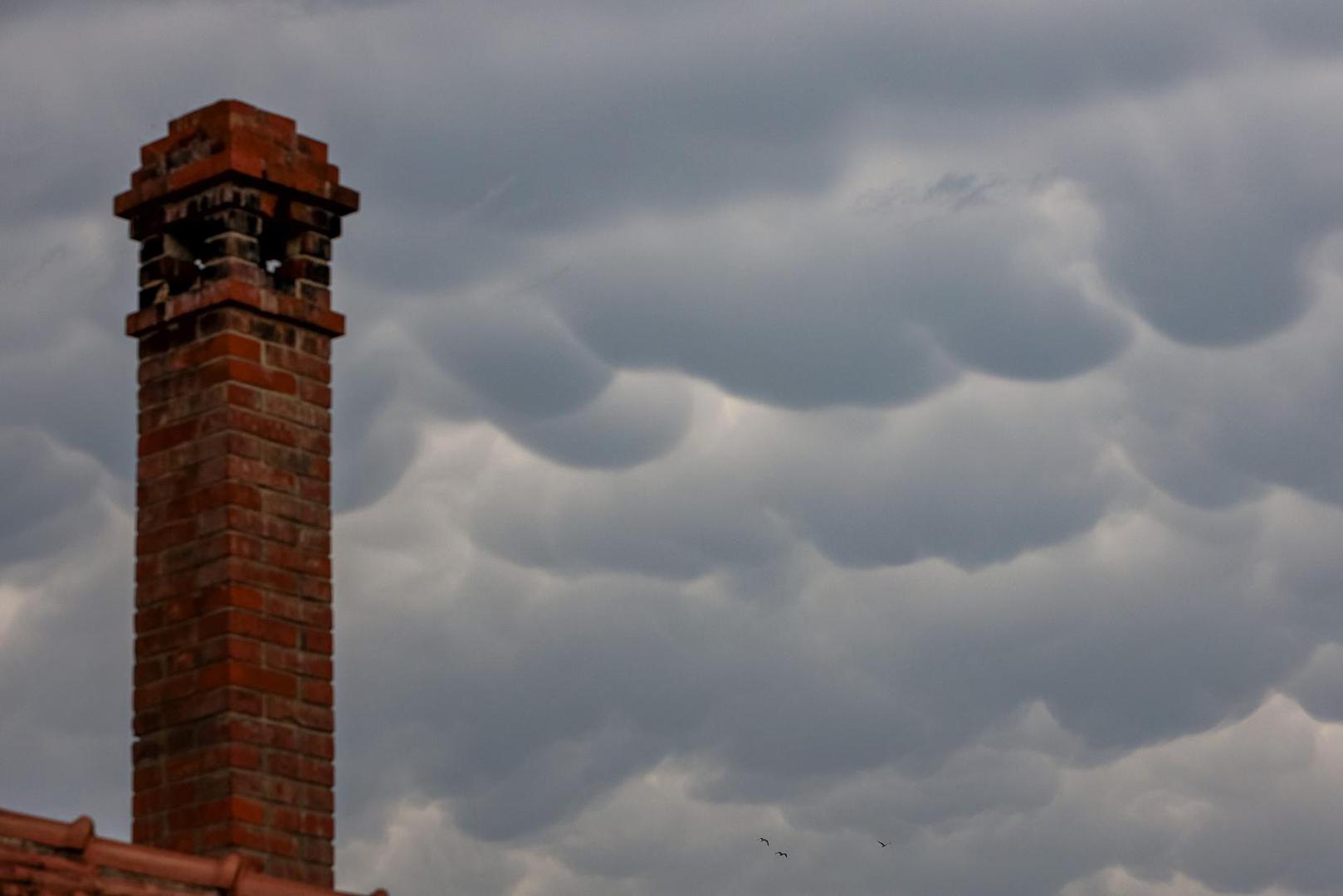 22.07.2023., Zadar  -  Oblaci nad Zadrom Photo: Sime Zelic/PIXSELL