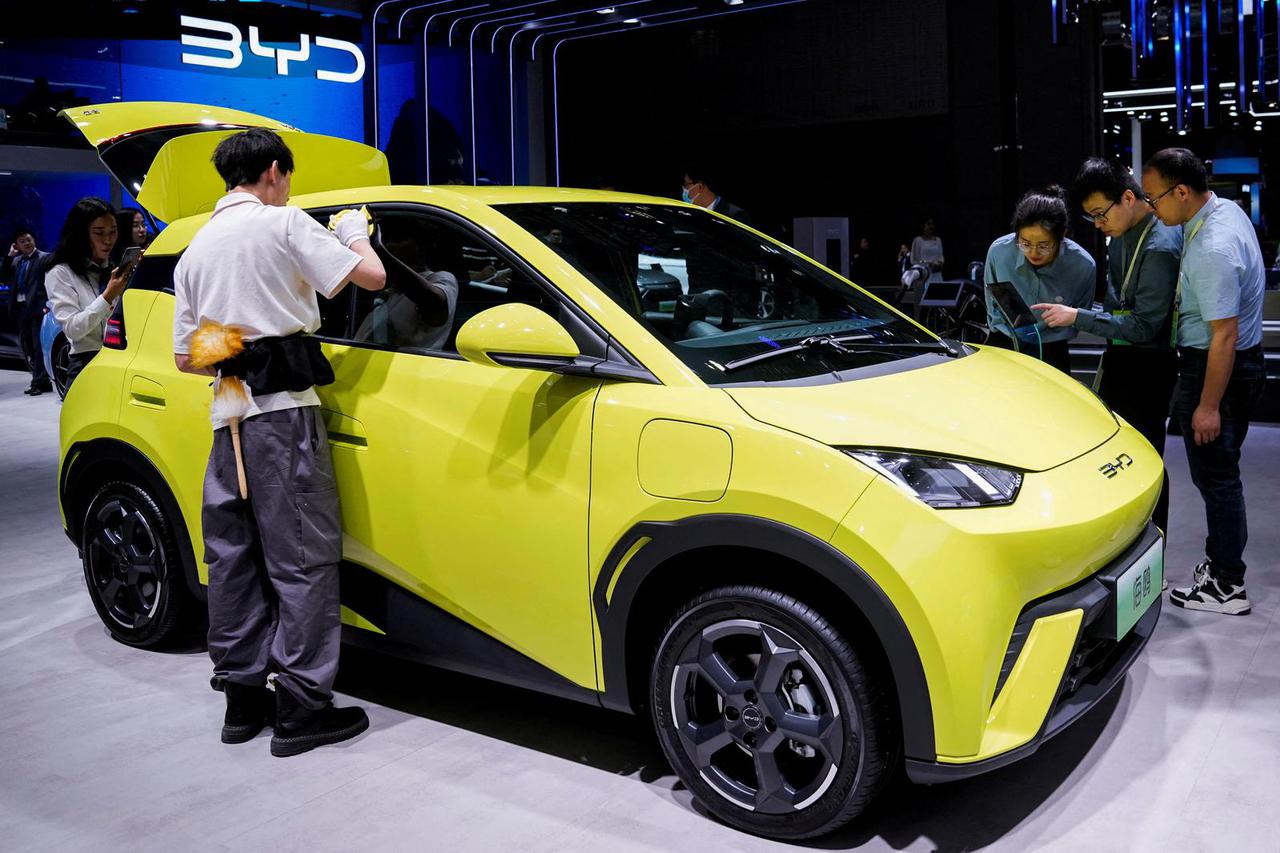 FILE PHOTO: Auto Shanghai show, in Shanghai