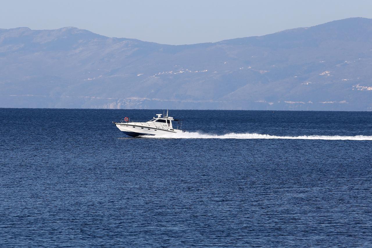 Gliser Pomorske policije na Kvarnerskom zaljevu