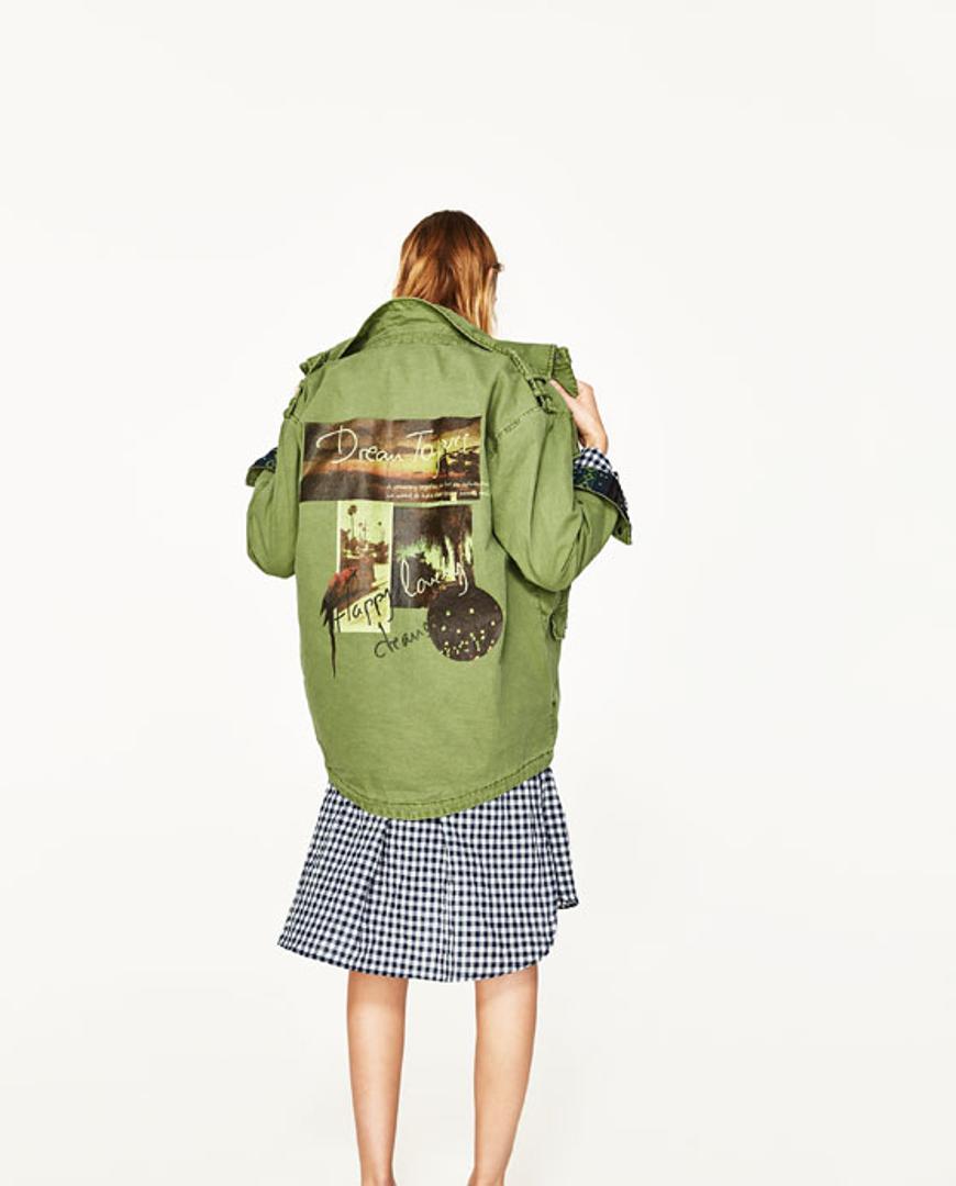 Parka s printom na leđima, ZARA, 199,90 Kn umjesto 299,90 Kn