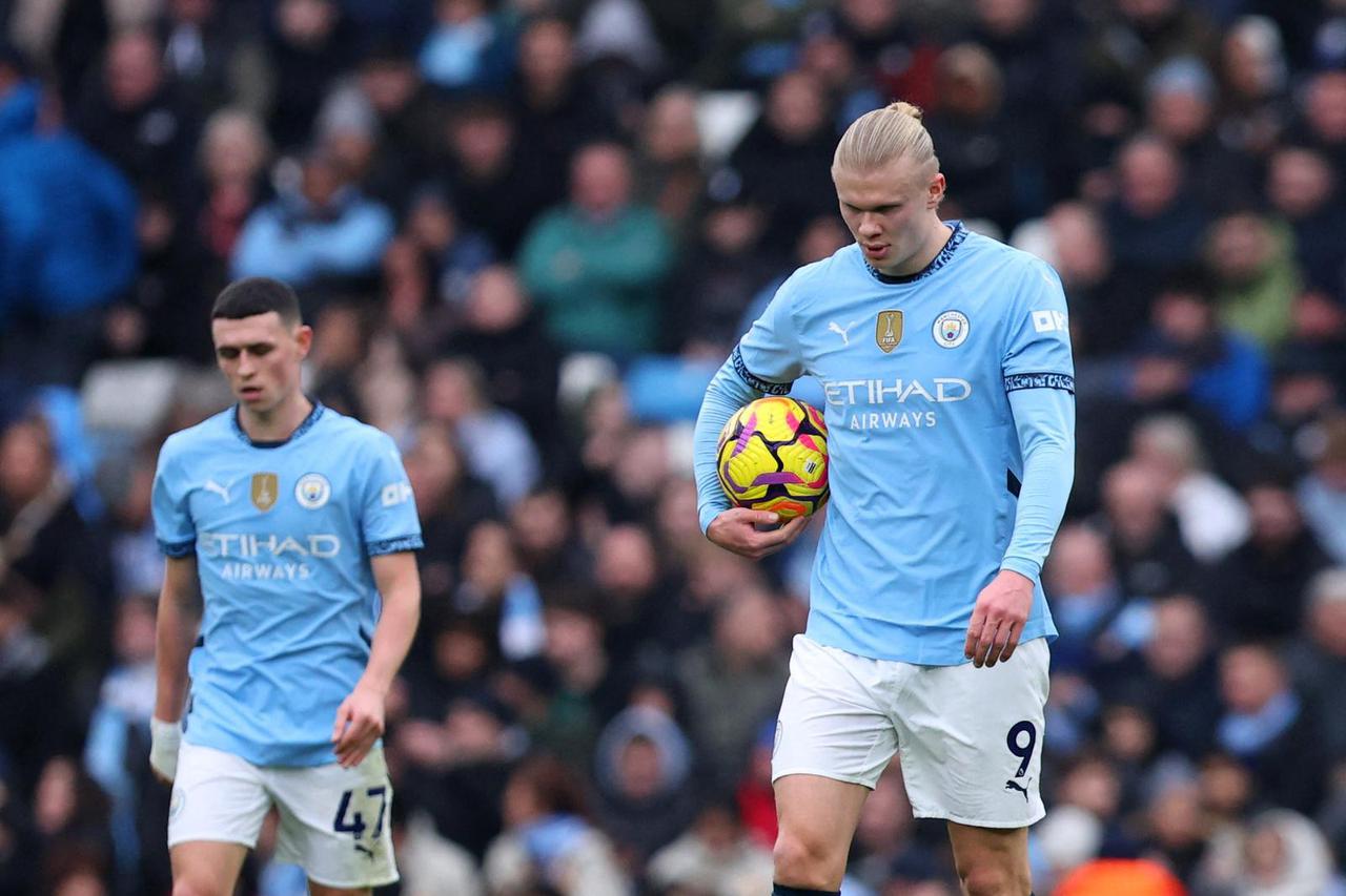 Premier League - Manchester City v Everton