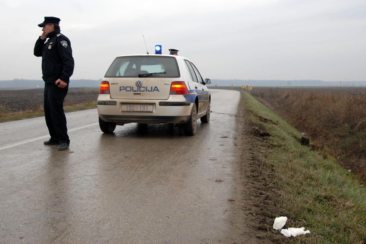 sletio u kanal, policija