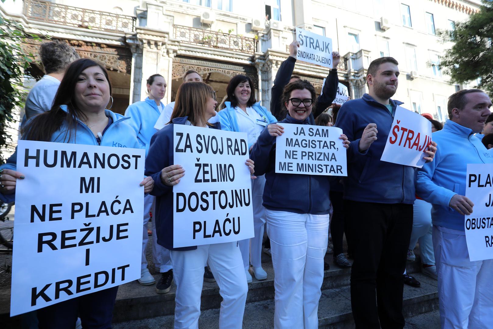 U KBC-u Split u štrajku sudjeluje oko 200 djelatnika, uključujući laborante i sanitetske vozače.