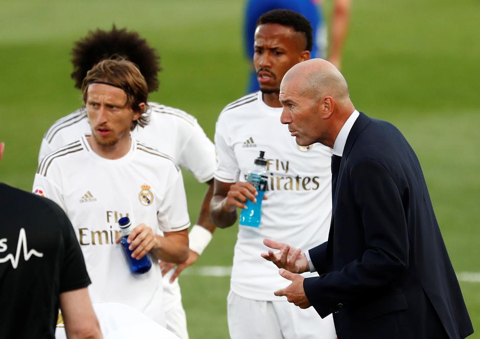 Luka Modrić i Zinedine Zidane