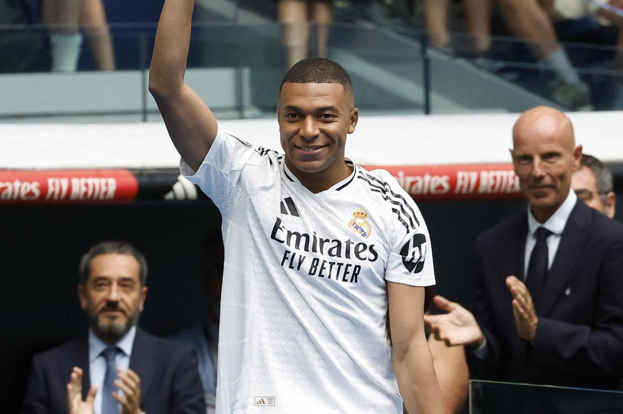 Real Madrid unveil Kylian Mbappe