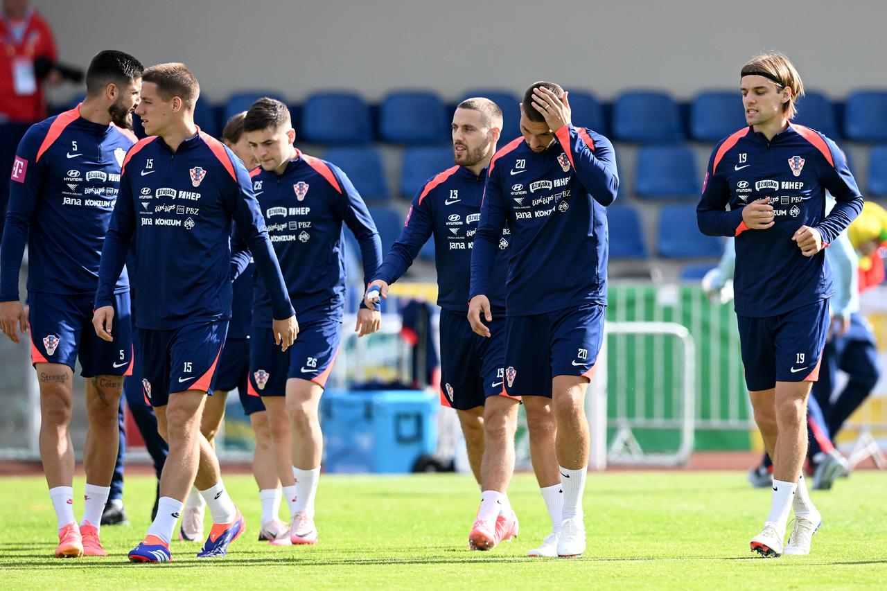 Hrvatski nogometni reprezentativci odradili trening u Neuruppinu