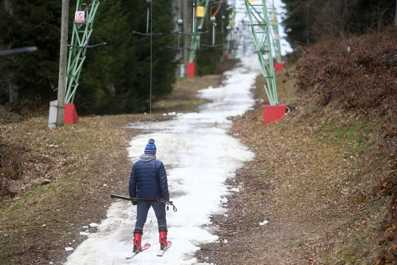 Završena sezona skijanja na Sljemenu