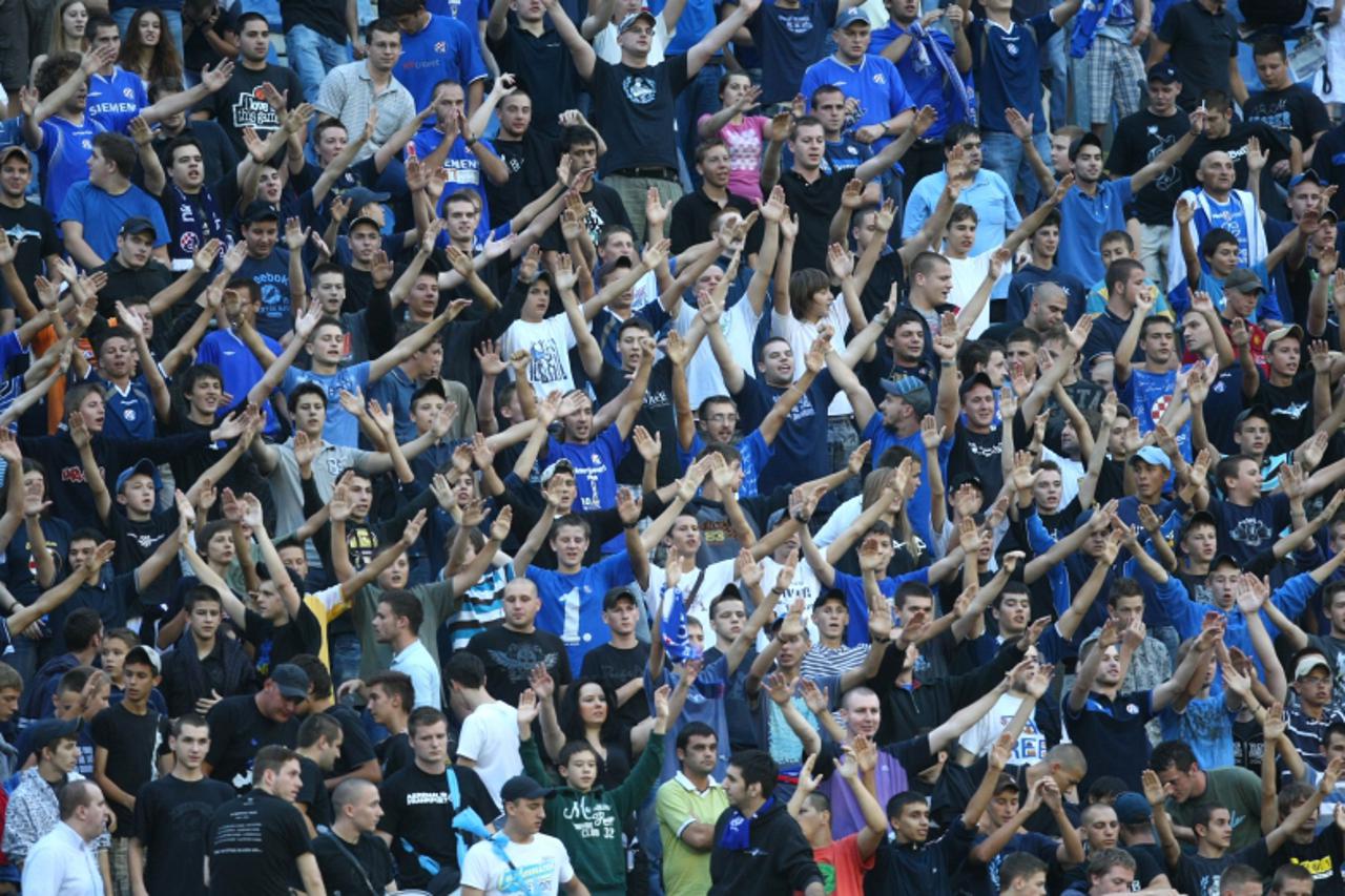 '04.08.2010., Maksimir, Zagreb - Uzvratni susret treceg pretkola Lige prvaka Dinamo - Serif (Moldavija). Navijaci,BBB Photo: Davor Puklavec/PIXSELL'