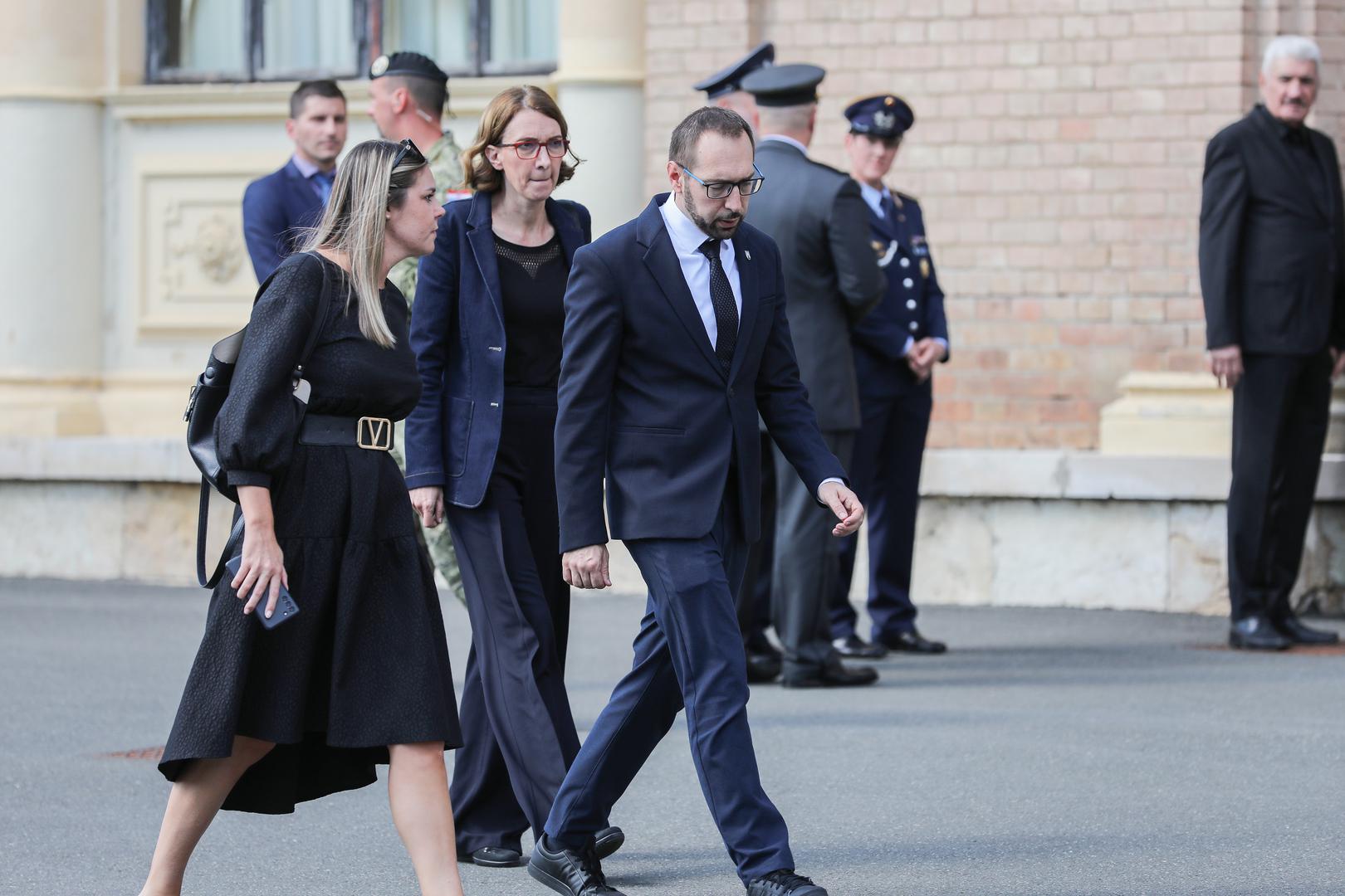 07.09.2023., Zagreb - Posljednji ispracaj generala Antona Tusa na groblju Mirogoj. Brojne osobe iz javnog zivota dosle su se posljednji puta oprostiti od preminulog generala Hrvastke vojske. Tomislav Tomasevic Photo: Jurica Galoic/PIXSELL