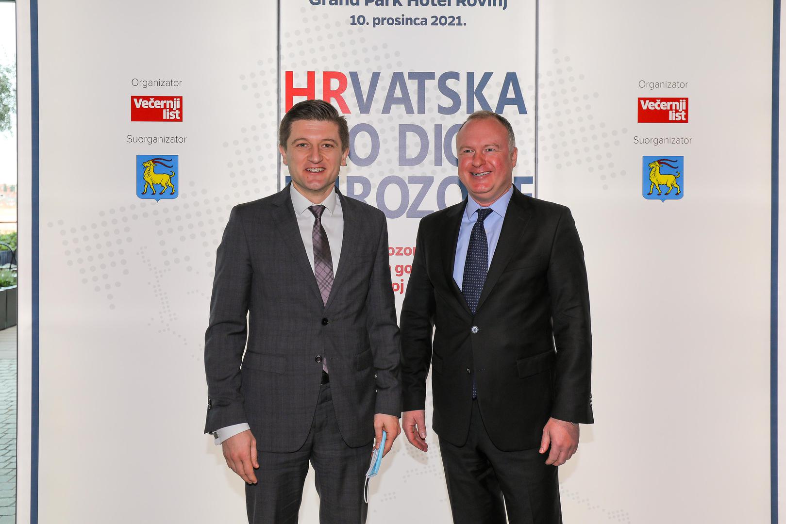 09.12.2021., Rovinj - U Grand hotelu Park odrzana je konferencija Vecernjeg lista "Hrvatska kao dio eurozone". potpredsjednik Vlade i ministar financija Zdravko Maric Photo: Srecko Niketic/PIXSELL