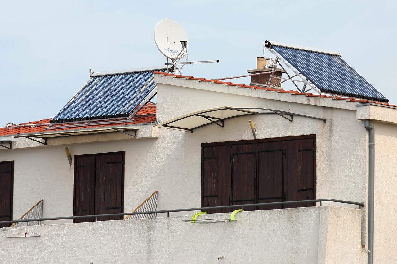 Solarne ploče na krovovima kuća