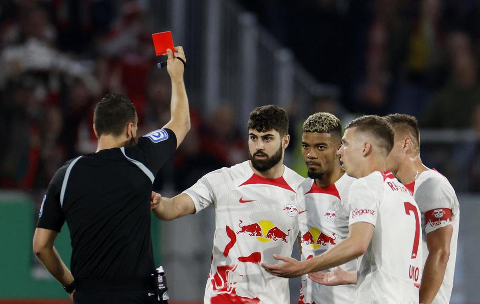 DFB Cup - Semi-Final - SC Freiburg v RB Leipzig