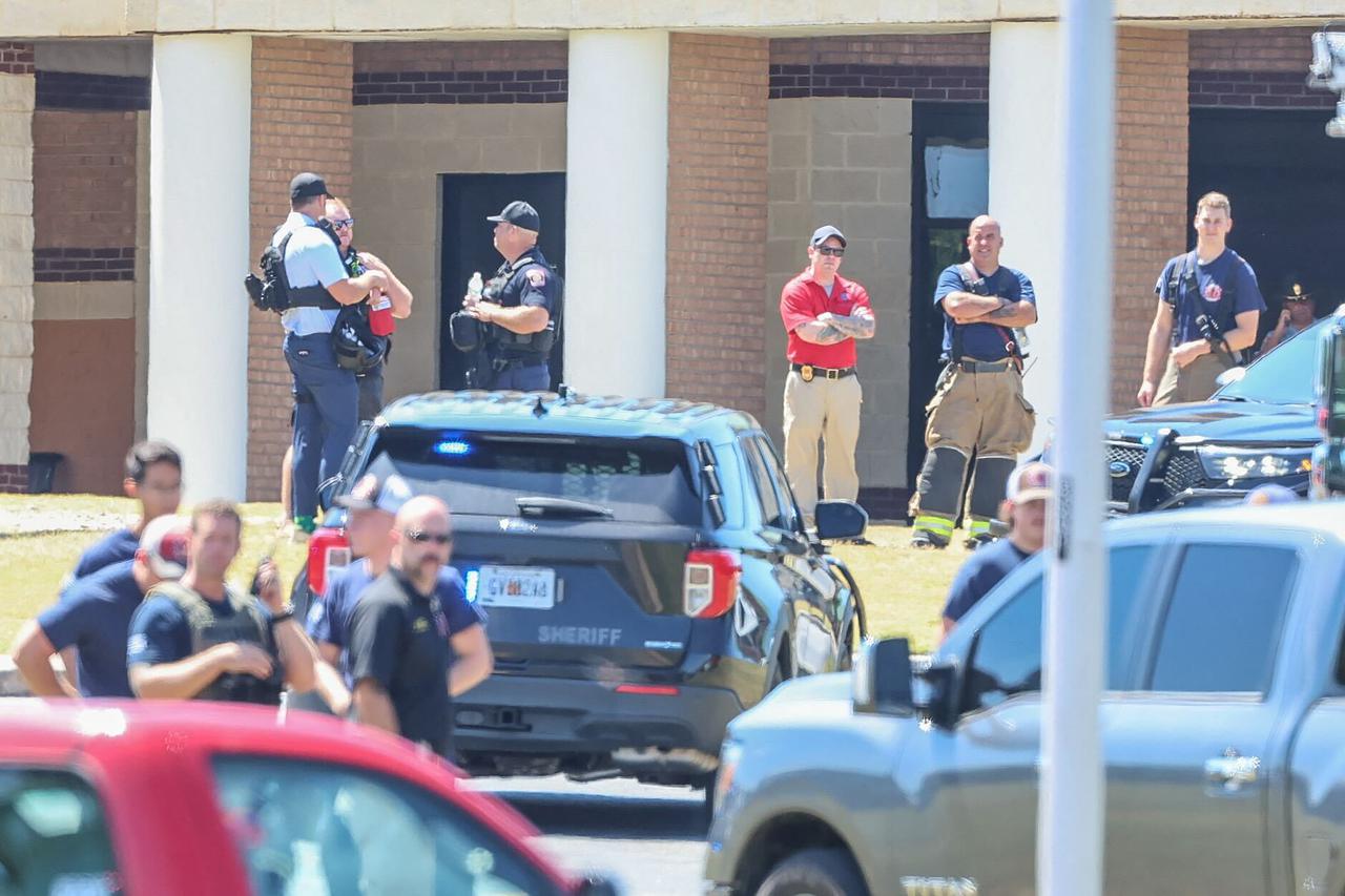 14-Year-Old In Custody After 4 Killed In High School Shooting - Georgia - Pierre