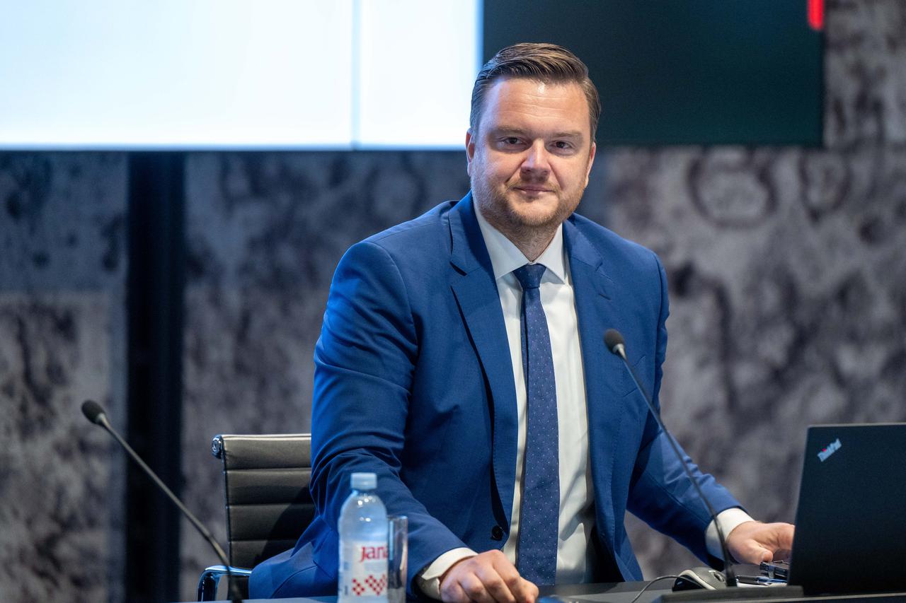 Zagreb: Marko Primorac predstavio nagradno natjecanje "Bez računa se ne računa" i elektroničke usluge Porezne uprave