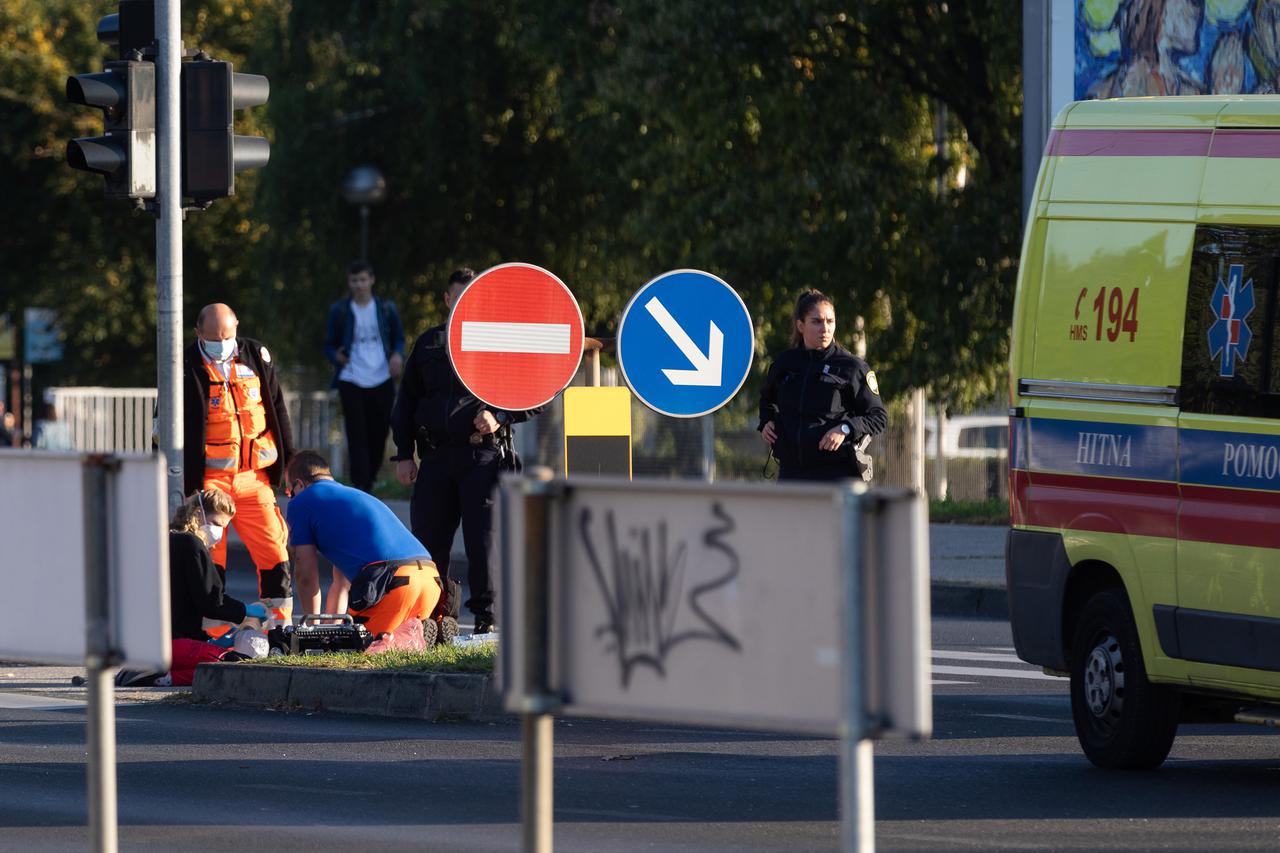 Zagreb: Djelatnici hitne pomoći reanimirali osobu kojoj je pozlilo, osoba je preminula